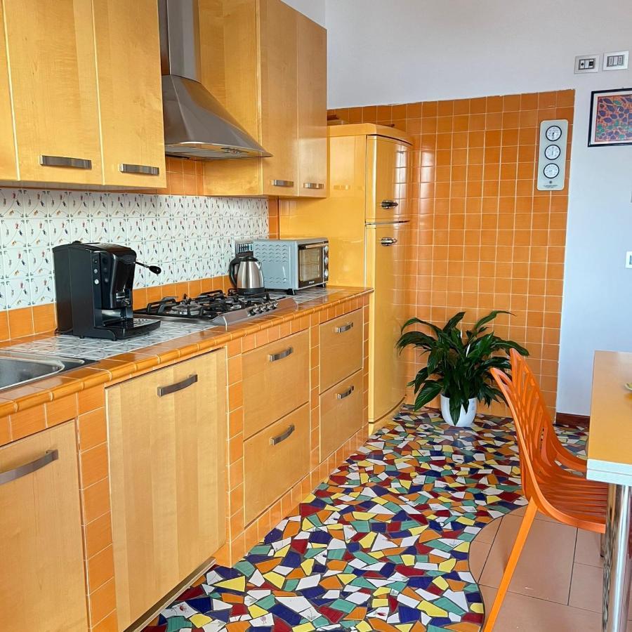 Vip Sul Mare Bed & Breakfast Castellammare di Stabia Eksteriør bilde