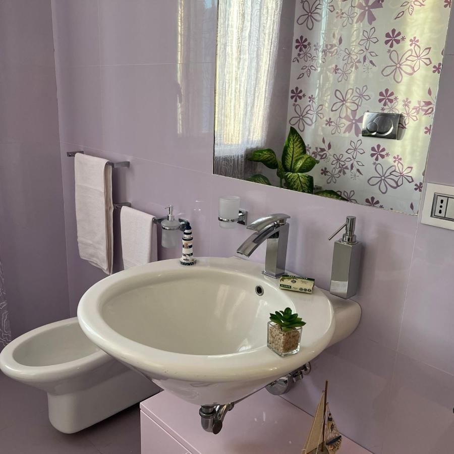 Vip Sul Mare Bed & Breakfast Castellammare di Stabia Eksteriør bilde